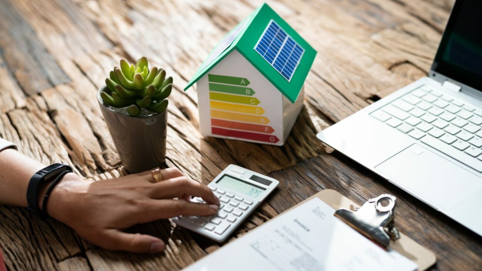 Εξοικονομώ 2025: Με ξεχωριστά κίνητρα η ένταξη πληγέντων Κεντρικής/ Δυτικής Μακεδονίας, Θεσσαλίας και Στερεάς Ελλάδας